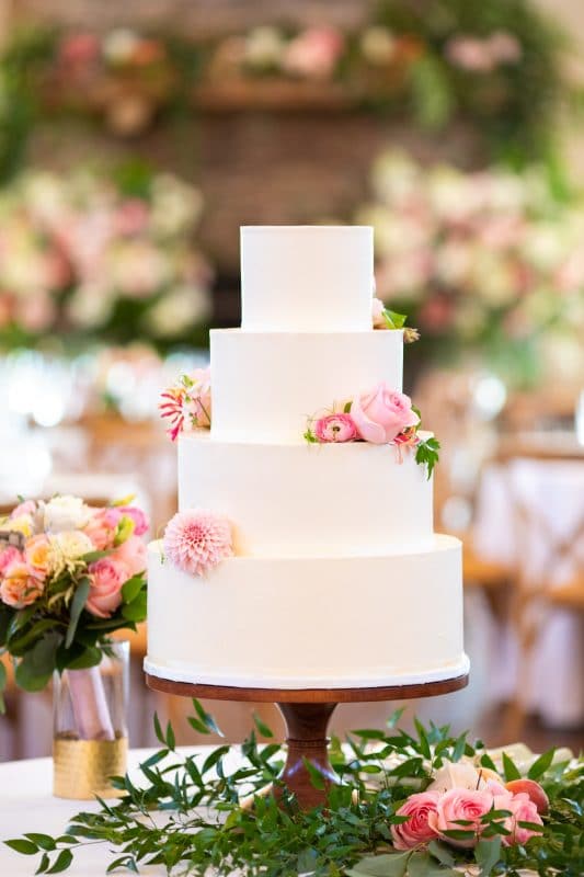 1777 – Love That Louis Vuitton – Wedding Cakes, Fresh Bakery