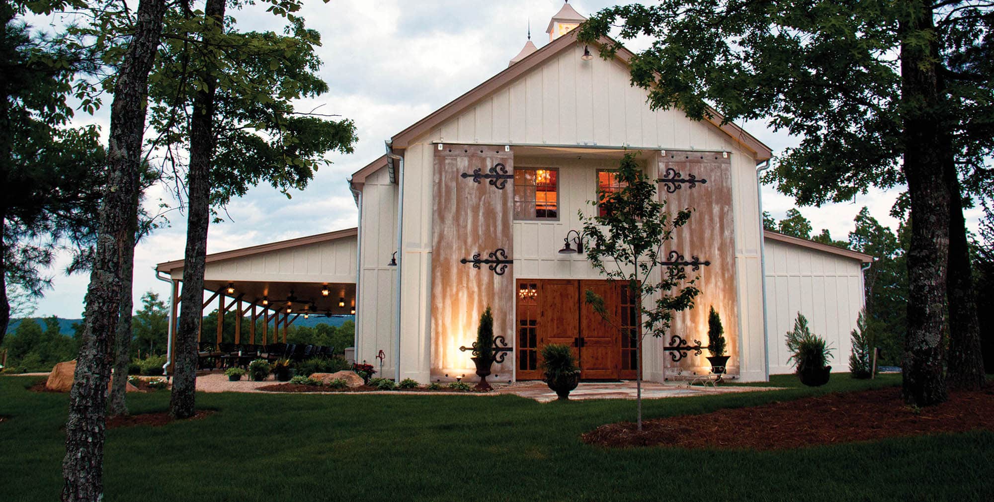 Barn Wedding Venues in the Shenandoah Valley - Wine and Country Weddings