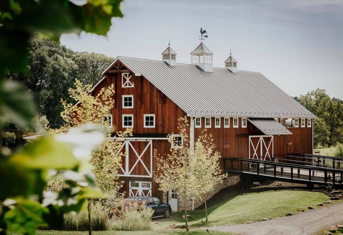 Barn Wedding Venues in Northern Virginia - Wine and Country Weddings