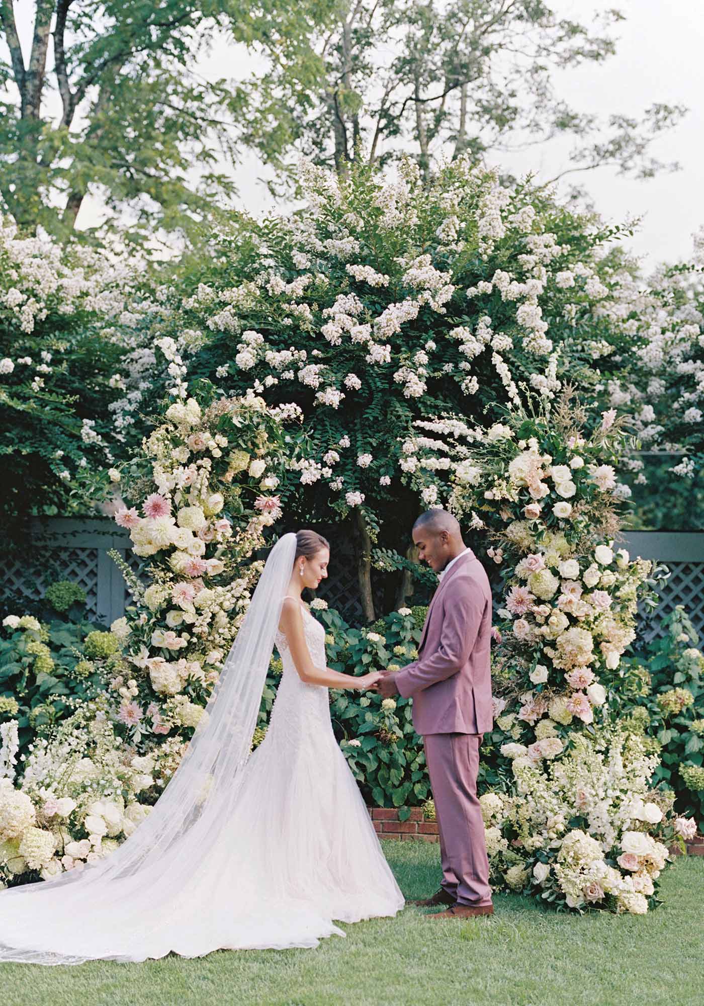 The Clifton Inn styled wedding shoot, Photography by Hana Gonzalez, Styled by Karen Duckett Events, Flowers by Floral & Bloom