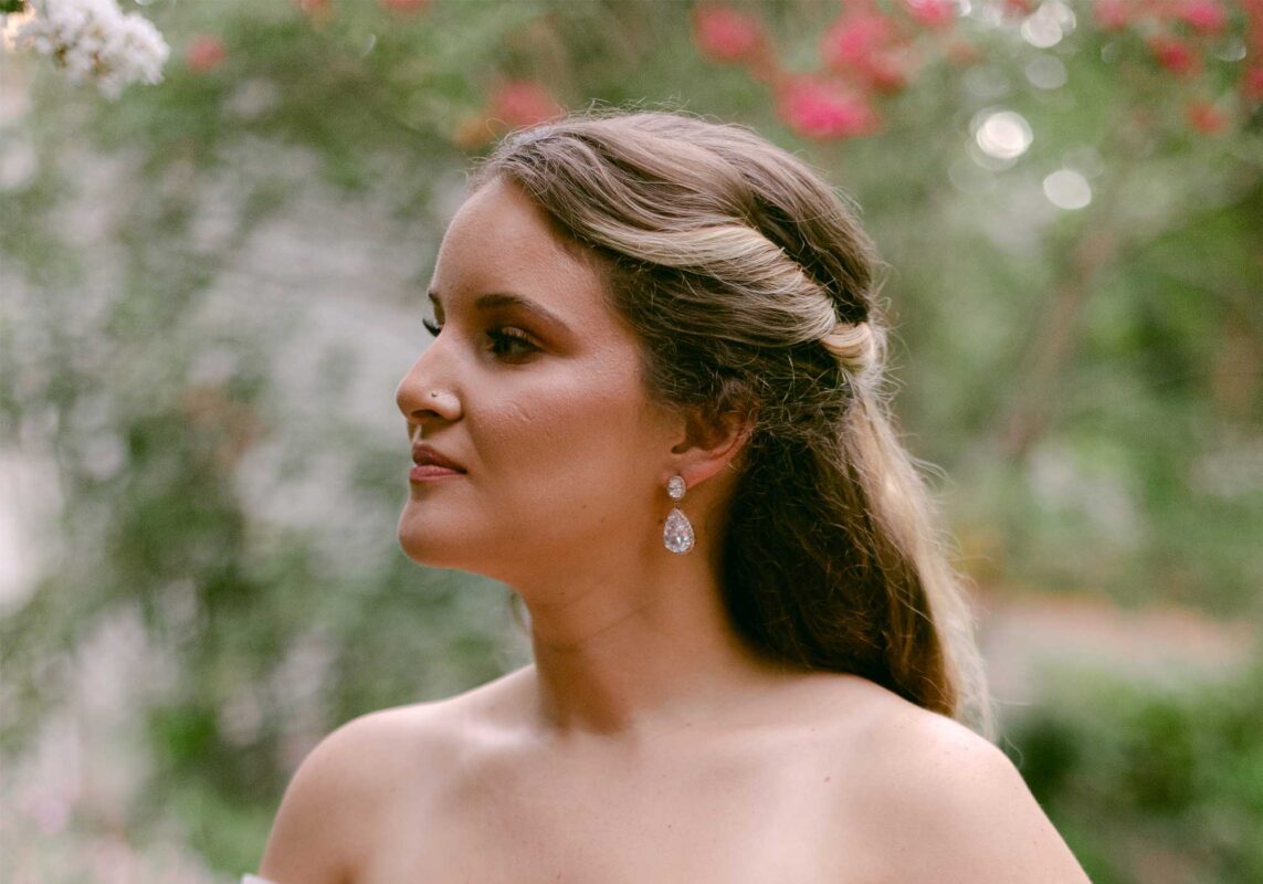 romantic bride hair closeup