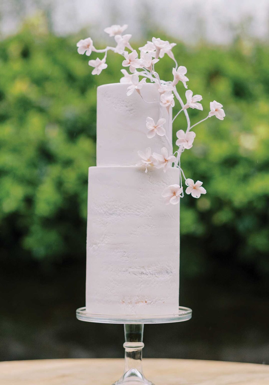 Love in Bloom - Wine and Country Weddings