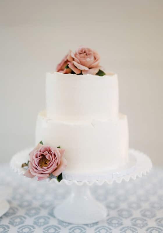 white wedding cake, simple wedding cake, edward and molly wedding