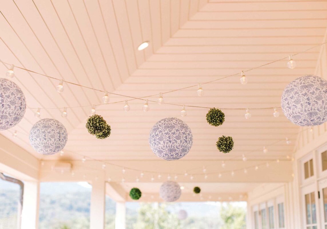 Blue and white globe lamps added a special touch to this wedding decor.
