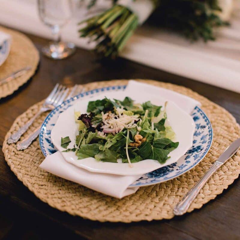 Chinoiserie plates made an elegant statement at this Virginia winery wedding.