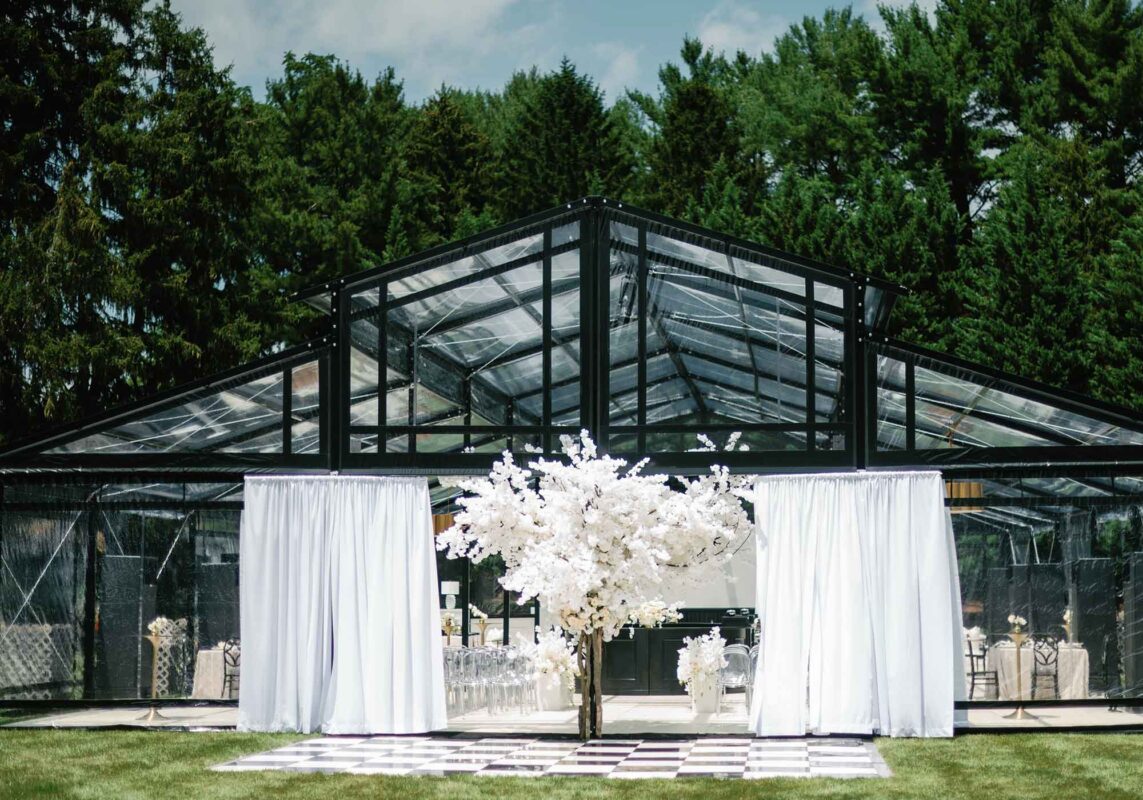black and white wedding, tent wedding, black and white decor, white wedding flowers